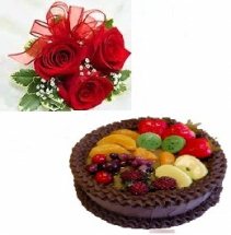 1 kg chocolate fruit cake with 3 roses hand tied