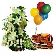 10 balloons lilies basket with 1 kg heart cake