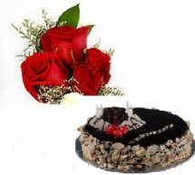 2 kg eggless Black forest cake with 3 red roses