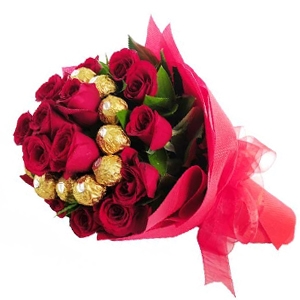 12 roses with 16 Ferrero chocolates in same bouquet