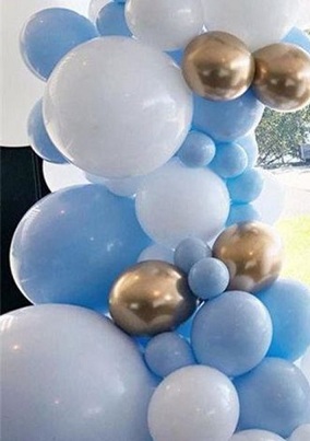 25 blue gold white small and big air blown balloons