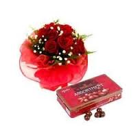 20 red roses bouquet with chocolates