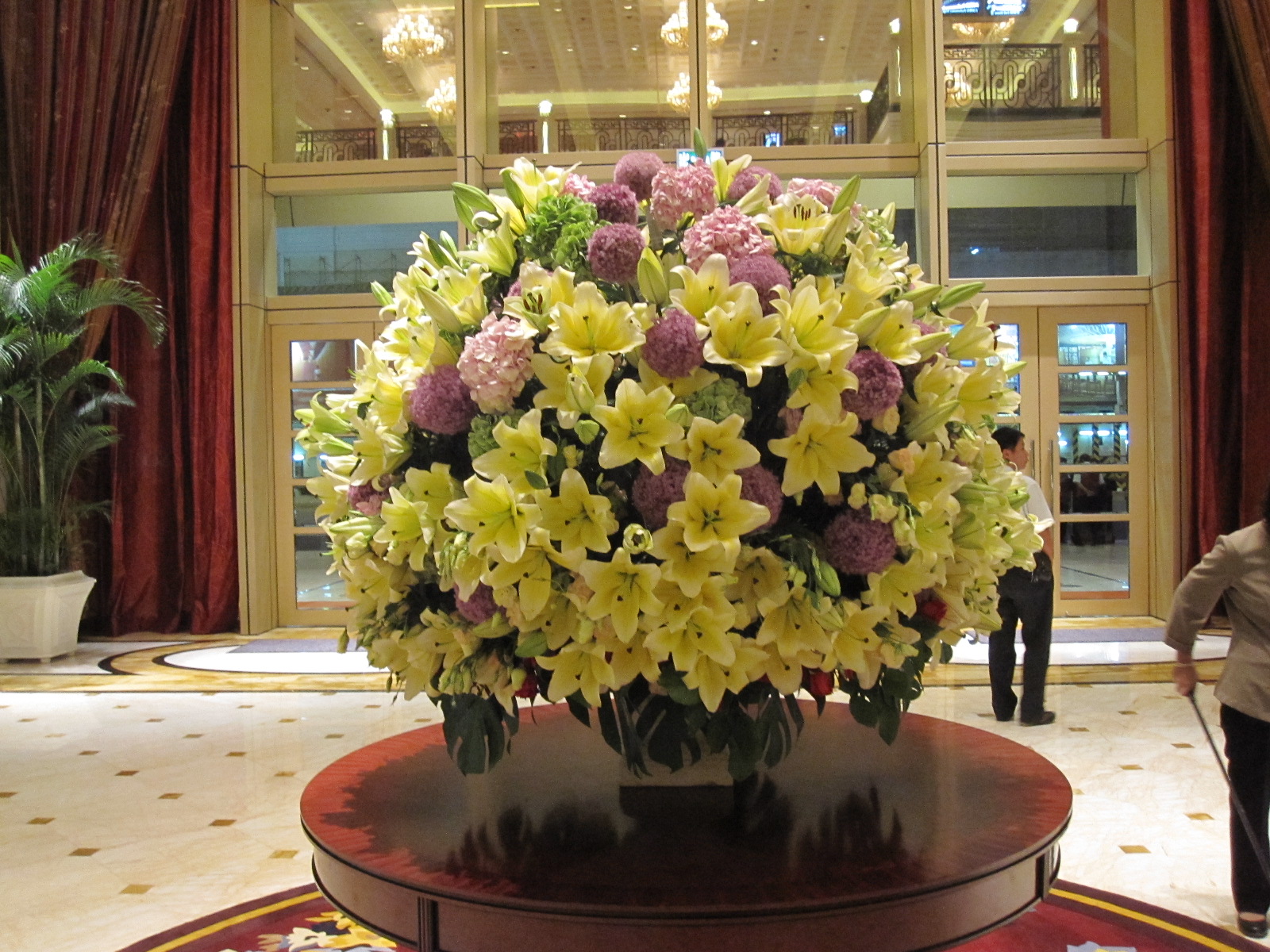 Large lilies arrangements