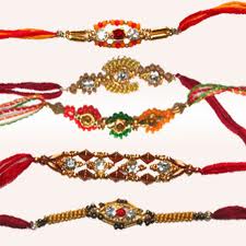 5 rakhis