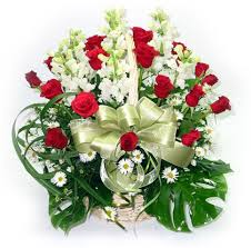 20 red roses 12 rajnigandha basket