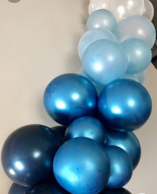 20 dark to light and white blue air blown balloons with leaves and flowers