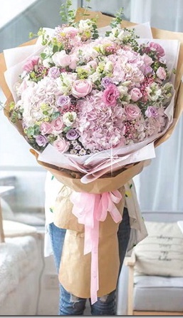 Jumbo Gigantic huge pink roses bouquet 3-4 feet